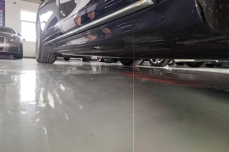 Used Hima Stelato S9 2026 Model Pure-Electric Ultra All-Wheel Drive 100 kWh Right Side Sill
