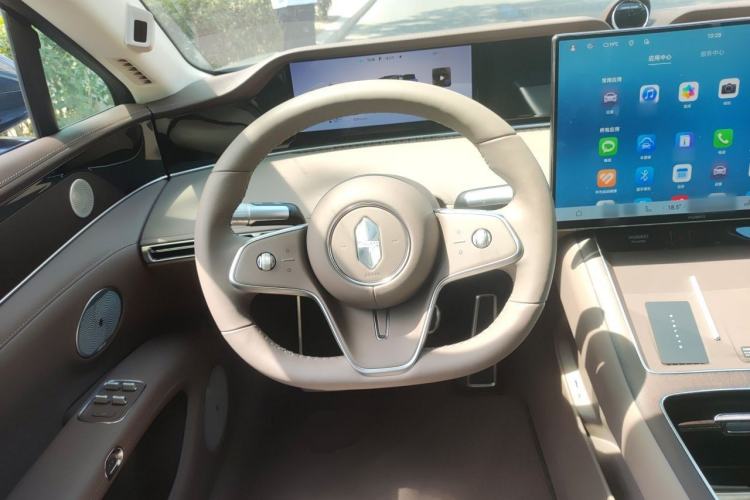 Used Hima Stelato S9 2026 Model Extended-Range Ultra Rear-Wheel Drive 53kWh (896-line LiDAR) Steering Wheel
