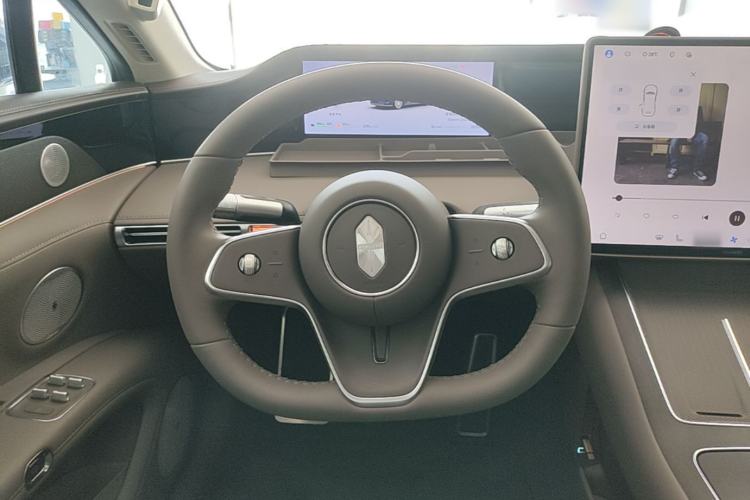 Used Hima Stelato S9 2026 Model Range-Extender Ultra, Rear-wheel Drive, 53kWh Steering Wheel