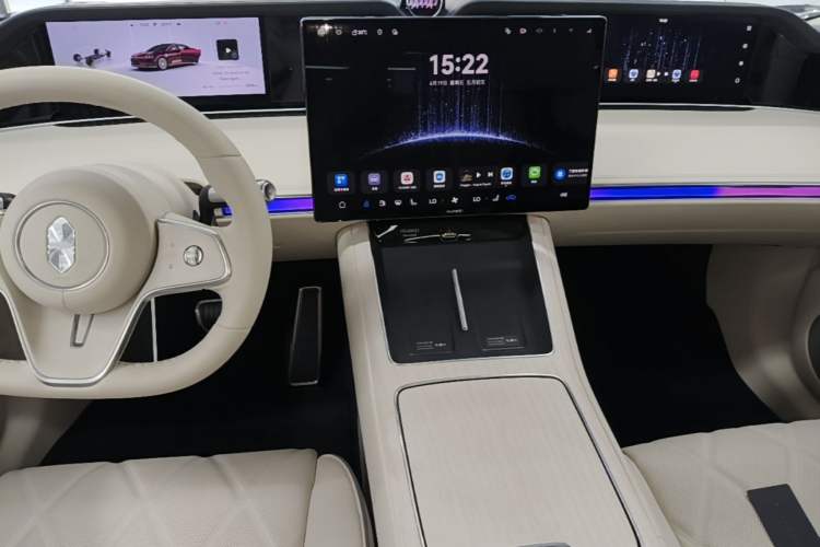 Used Hima Stelato S9 2026 Model Range-Extender Ultra, Rear-wheel Drive, 53kWh Audio And AC Panel