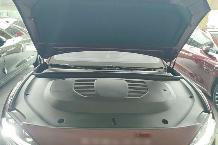 Used Hima Stelato S9 2026 Model Range-Extender Ultra, Rear-wheel Drive, 53kWh Engine Bay