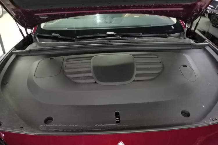 Used Hima Stelato S9 2026 Model Range-Extender Ultra, Rear-wheel Drive, 53kWh Engine Bay
