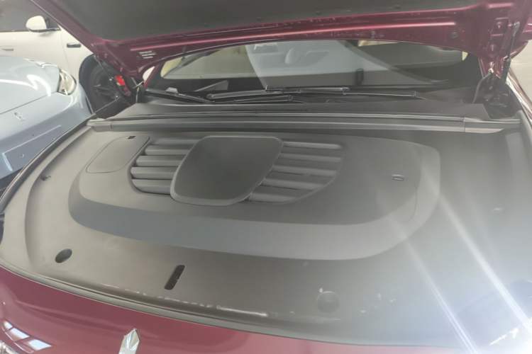 Used Hima Stelato S9 2026 Model Range-Extender Ultra, Rear-wheel Drive, 53kWh Engine Bay