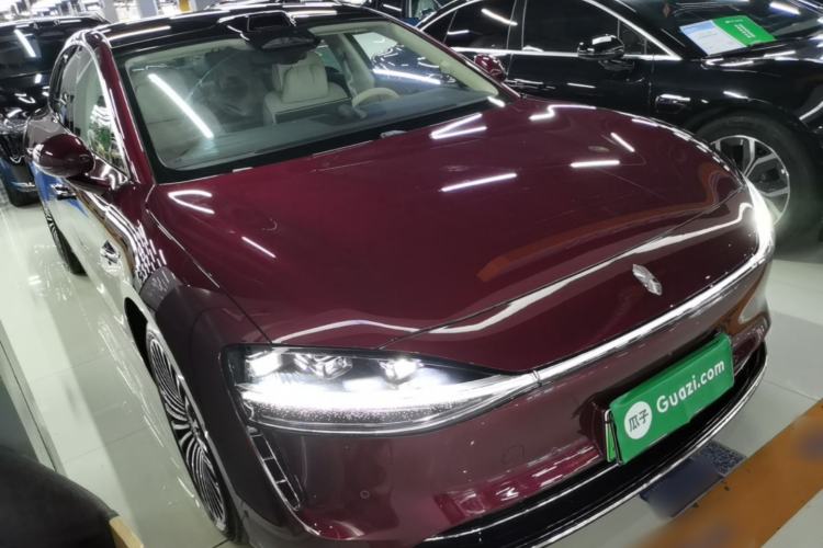 Used Hima Stelato S9 2026 Model Range-Extender Ultra, Rear-wheel Drive, 53kWh Front Right 45 Deg