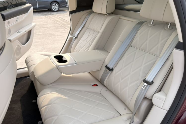 Used Hima Stelato S9 2026 Model Range-Extender Ultra, Rear-wheel Drive, 53kWh Interior 2