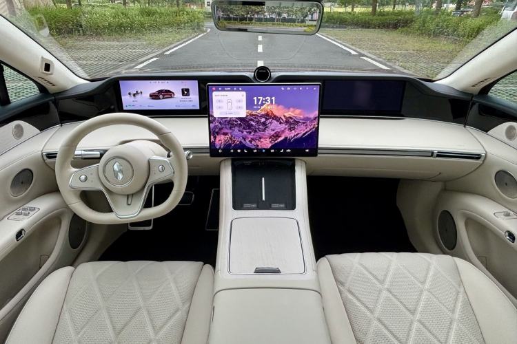 Used Hima Stelato S9 2026 Model Range-Extender Ultra, Rear-wheel Drive, 53kWh Interior 4