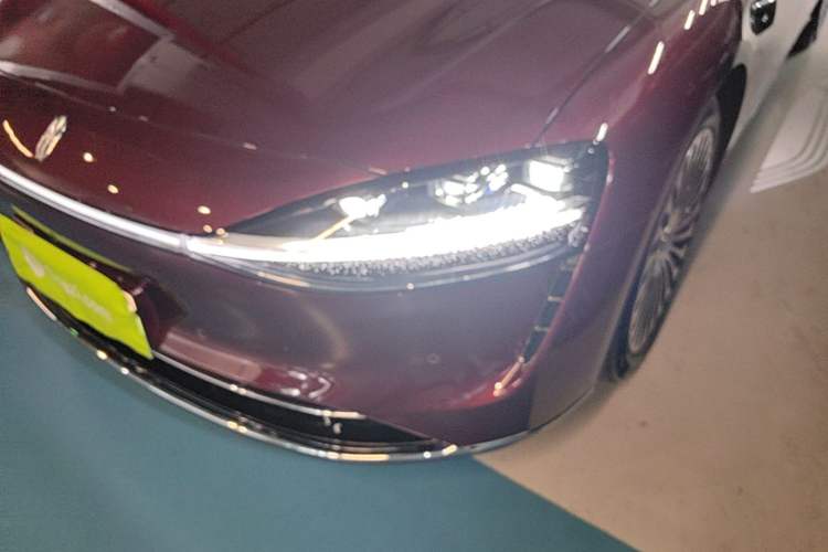 Used Hima Stelato S9 2026 Model Range-Extender Ultra, Rear-wheel Drive, 53kWh Left Front Headlight