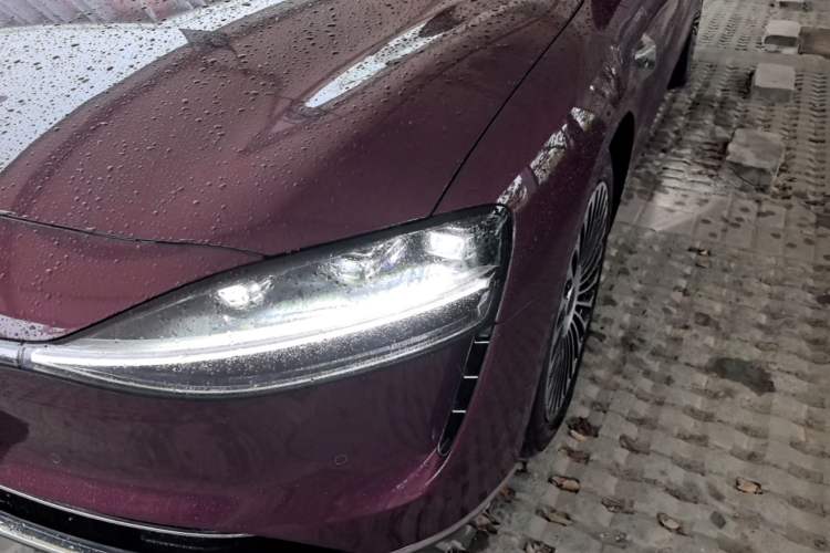Used Hima Stelato S9 2026 Model Range-Extender Ultra, Rear-wheel Drive, 53kWh Left Front Headlight