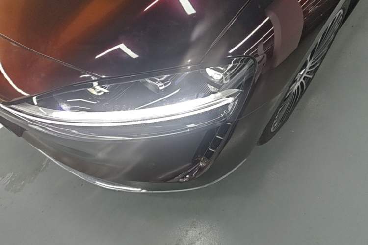 Used Hima Stelato S9 2026 Model Pure-Electric Max All-Wheel Drive 100 kWh Left Front Headlight