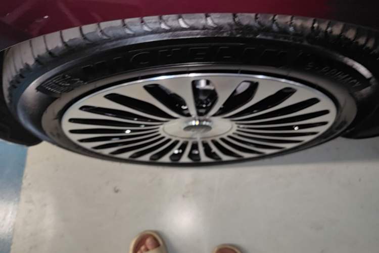 Used Hima Stelato S9 2026 Model Range-Extender Ultra, Rear-wheel Drive, 53kWh Left Front Wheel Hub