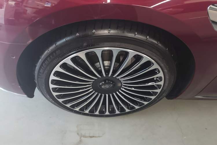 Used Hima Stelato S9 2026 Model Range-Extender Ultra, Rear-wheel Drive, 53kWh Left Front Wheel Hub