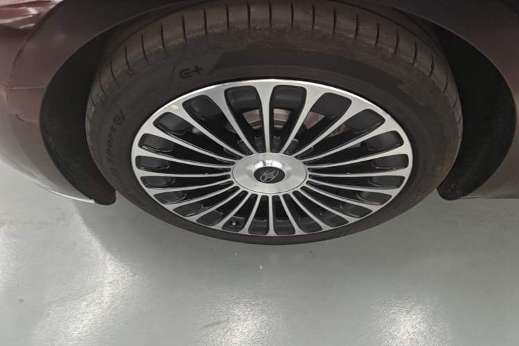 Used Hima Stelato S9 2026 Model Pure-Electric Max All-Wheel Drive 100 kWh Left Front Wheel Hub