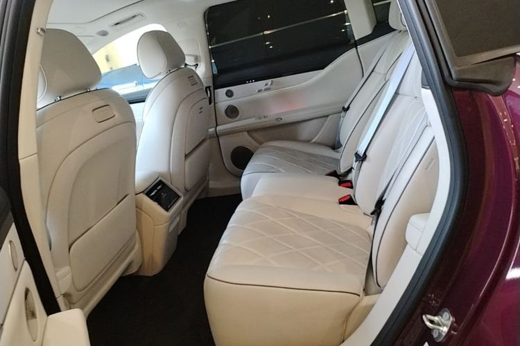 Used Hima Stelato S9 2026 Model Range-Extender Ultra, Rear-wheel Drive, 53kWh Left Rear Seat