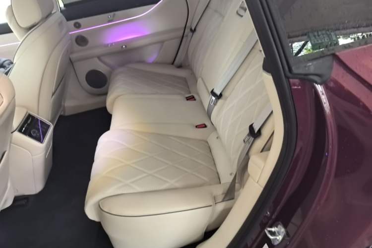 Used Hima Stelato S9 2026 Model Range-Extender Ultra, Rear-wheel Drive, 53kWh Left Rear Seat