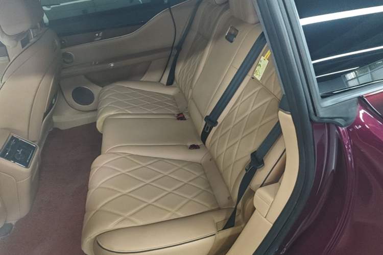 Used Hima Stelato S9 2026 Model Pure-Electric Max All-Wheel Drive 100 kWh Left Rear Seat