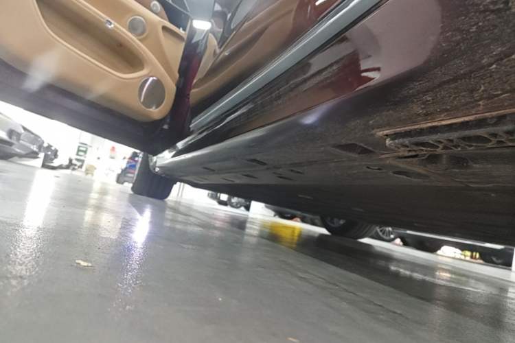 Used Hima Stelato S9 2026 Model Pure-Electric Max All-Wheel Drive 100 kWh Left Side Sill