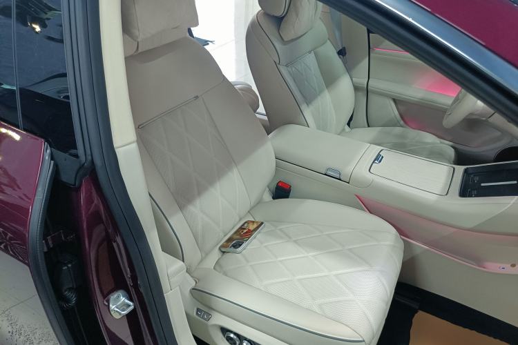 Used Hima Stelato S9 2026 Model Pure-Electric Ultra All-Wheel Drive 100 kWh Right Front Seat