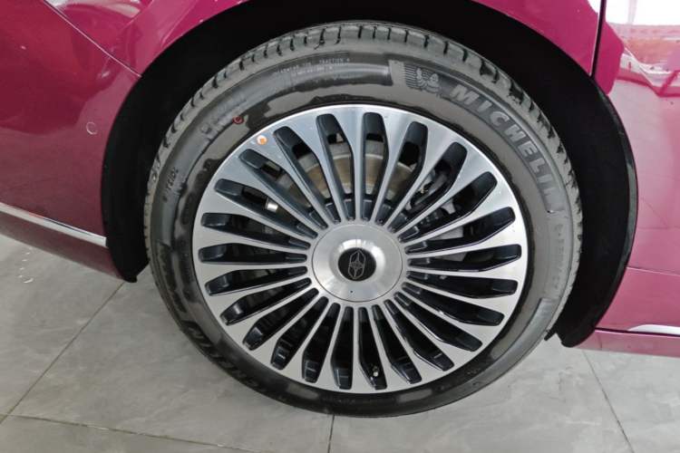 Used Hima Stelato S9 2026 Model Range-Extender Ultra, Rear-wheel Drive, 53kWh Right Rear Wheel Hub
