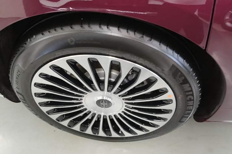 Used Hima Stelato S9 2026 Model Range-Extender Ultra, Rear-wheel Drive, 53kWh Right Rear Wheel Hub