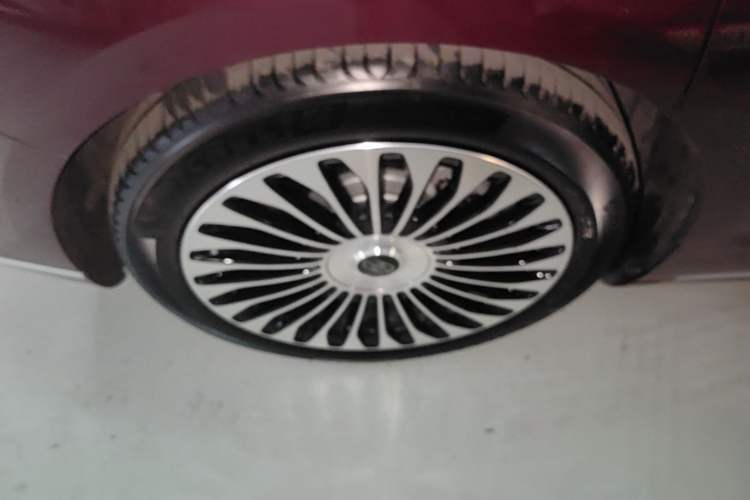 Used Hima Stelato S9 2026 Model Range-Extender Ultra, Rear-wheel Drive, 53kWh Right Rear Wheel Hub