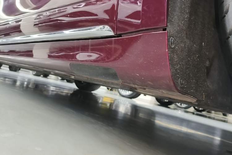 Used Hima Stelato S9 2026 Model Range-Extender Ultra, Rear-wheel Drive, 53kWh Right Side Sill