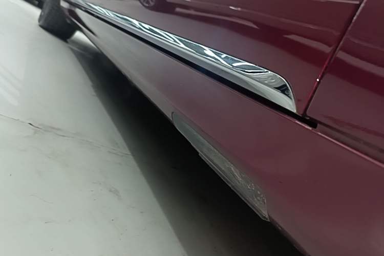 Used Hima Stelato S9 2026 Model Range-Extender Ultra, Rear-wheel Drive, 53kWh Right Side Sill