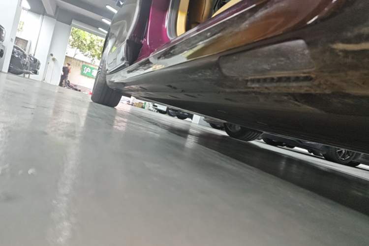 Used Hima Stelato S9 2026 Model Pure-Electric Max All-Wheel Drive 100 kWh Right Side Sill