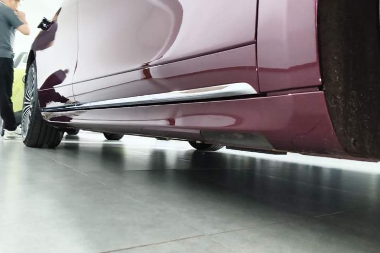 Used Hima Stelato S9 2026 Model Range-Extender Ultra, Rear-wheel Drive, 53kWh Right Side Sill