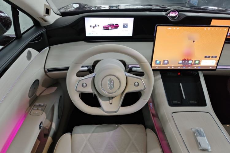 Used Hima Stelato S9 2026 Model Range-Extender Ultra, Rear-wheel Drive, 53kWh Steering Wheel