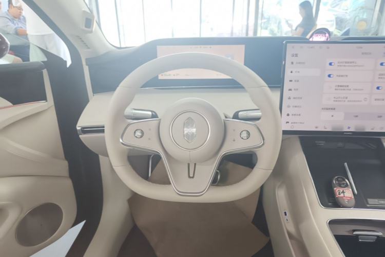 Used Hima Stelato S9 2026 Model Range-Extender Ultra, Rear-wheel Drive, 53kWh Steering Wheel