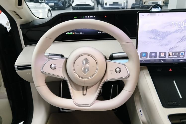 Used Hima Stelato S9 2026 Model Range-Extender Ultra, Rear-wheel Drive, 53kWh Steering Wheel