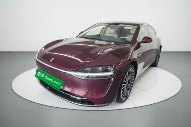 Używany Hima Stelato S9 2026 Model Range-Extender Ultra, Rear-wheel Drive, 53kWh