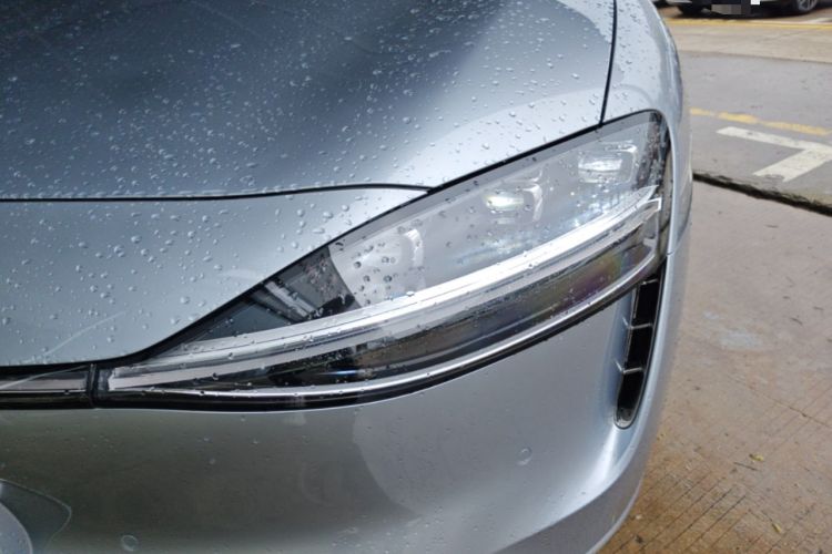 Used Hima Stelato S9 2026 Model Range-Extender Ultra, Rear-wheel Drive, 53kWh Left Front Headlight