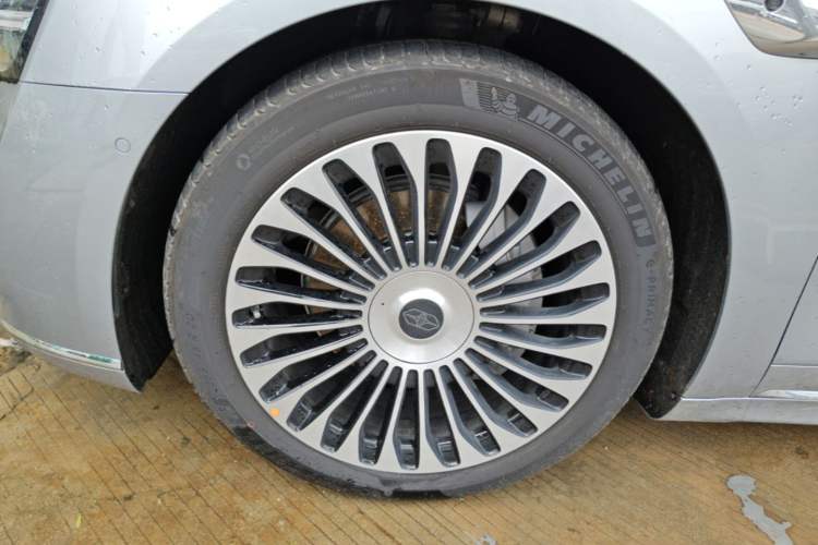 Used Hima Stelato S9 2026 Model Range-Extender Ultra, Rear-wheel Drive, 53kWh Left Front Wheel Hub