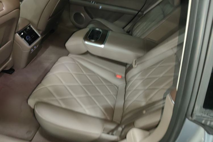 Used Hima Stelato S9 2026 Model Range-Extender Ultra, Rear-wheel Drive, 53kWh Left Rear Seat