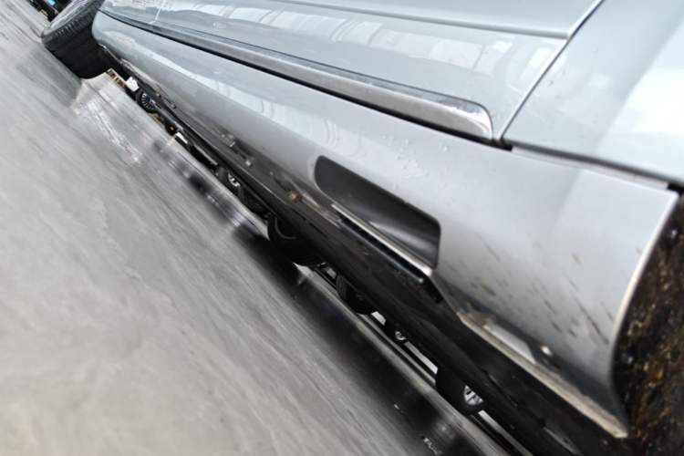 Used Hima Stelato S9 2026 Model Range-Extender Ultra, Rear-wheel Drive, 53kWh Right Side Sill