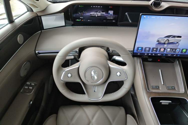 Used Hima Stelato S9 2026 Model Range-Extender Ultra, Rear-wheel Drive, 53kWh Steering Wheel