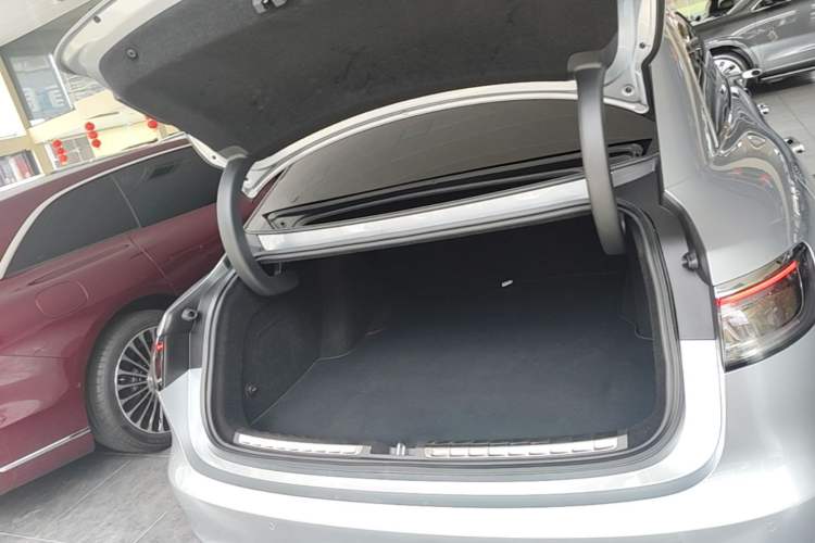 Used Hima Stelato S9 2026 Model Range-Extender Ultra, Rear-wheel Drive, 53kWh Trunk