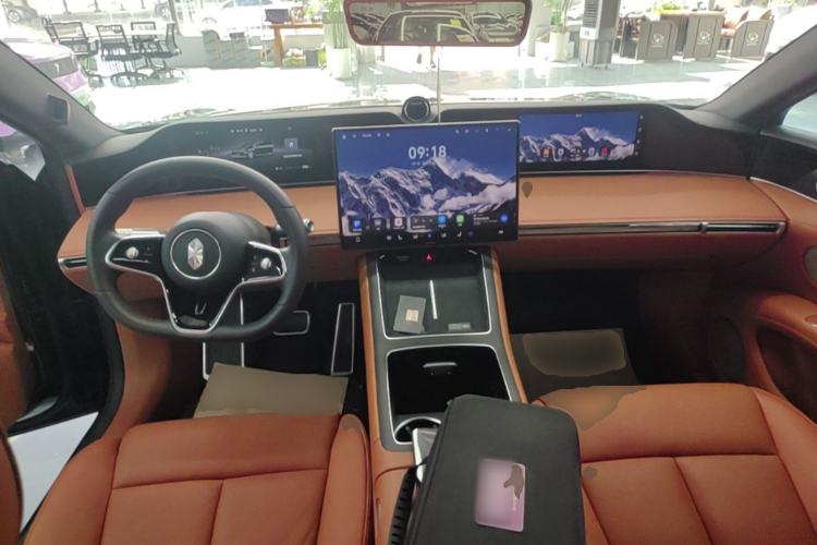 Used Hima Stelato S9T 2025 Model Range-Extended Ultra Long-Range Version Center Console