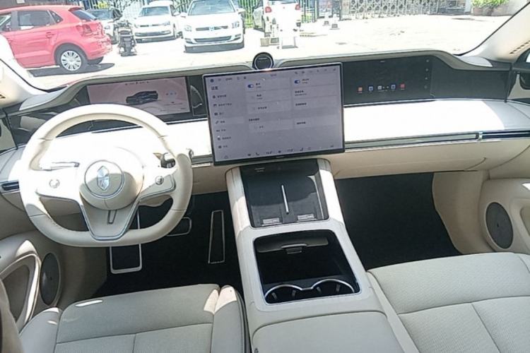 Used Hima Stelato S9T 2025 Model Extended-Range Max Long-Range Edition (896-line LiDAR) Center Console