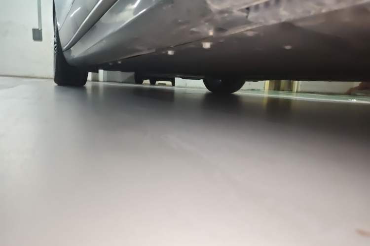 Used Hima Stelato S9T 2025 Model Range-Extended Ultra Long-Range Version Chassis Front Right