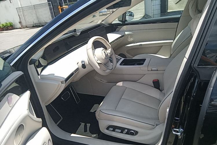 Used Hima Stelato S9T 2025 Model Extended-Range Max Long-Range Edition (896-line LiDAR) Driver Seat