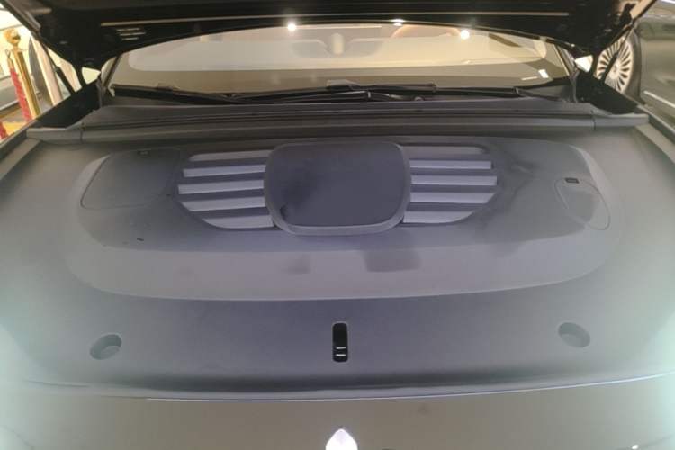 Used Hima Stelato S9T 2025 Model Range-Extended Ultra Long-Range Version Engine Bay