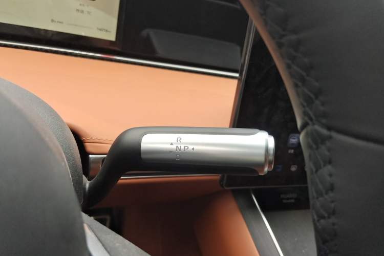 Used Hima Stelato S9T 2025 Model Pure Electric Rear-Drive Max Gear Lever
