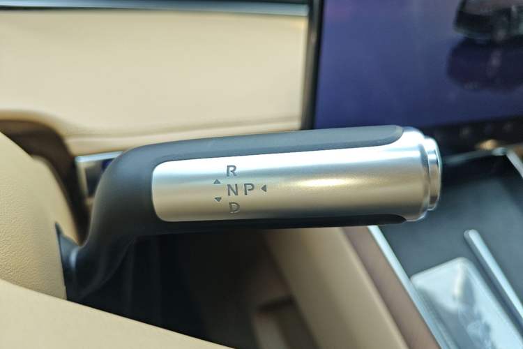 Used Hima Stelato S9T 2025 Model Range-Extended Ultra Long-Range Version Gear Lever