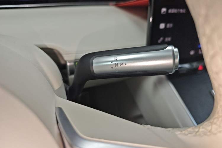Used Hima Stelato S9T 2025 Model Range-Extended Max Long-Range Version Gear Lever