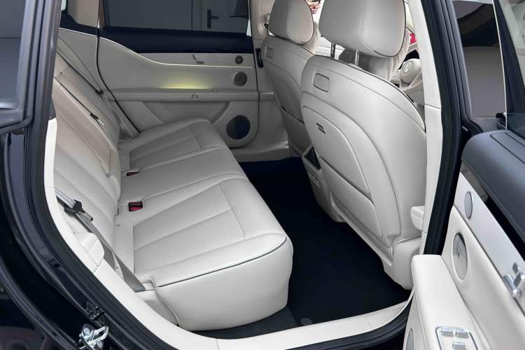 Used Hima Stelato S9T 2025 Model Range-Extended Max Long-Range Version Interior 4