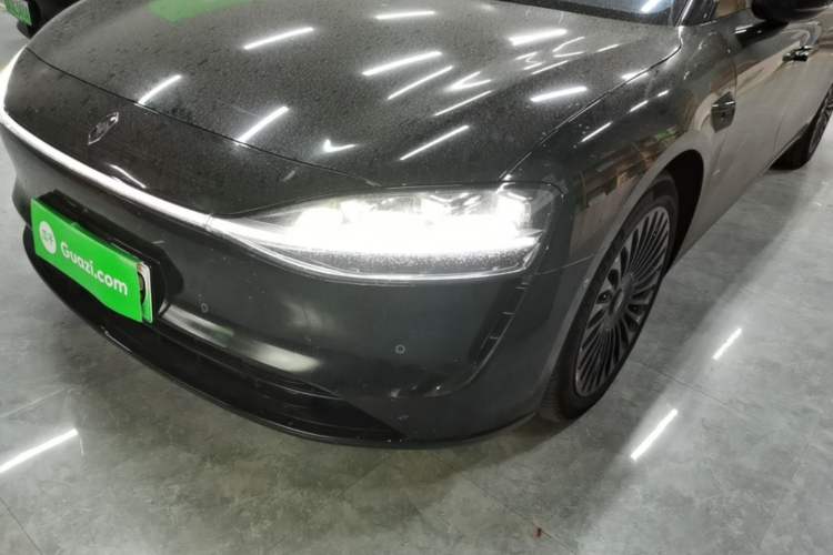 Used Hima Stelato S9T 2025 Model Range-Extended Ultra Long-Range Version Left Front Headlight