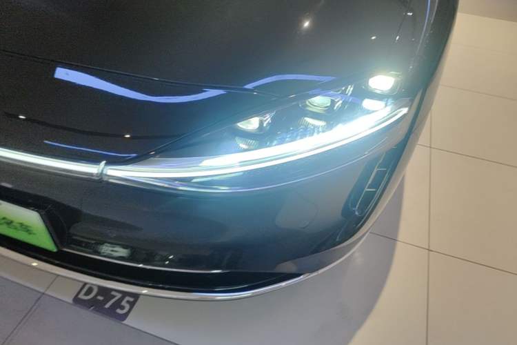 Used Hima Stelato S9T 2025 Model Range-Extended Ultra Long-Range Version Left Front Headlight
