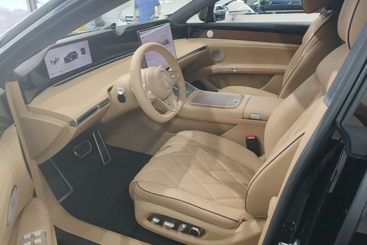 Used Hima Stelato S9T 2025 Model Range-Extended Ultra Long-Range Version Left Front Seat